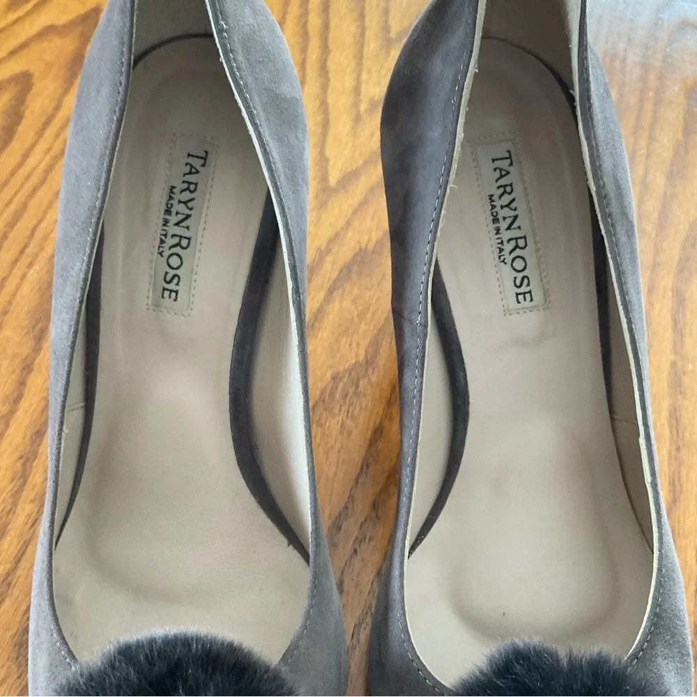 Taryn Rose Made in Italy Grey Suede Fur Accent Heels, Sz 38